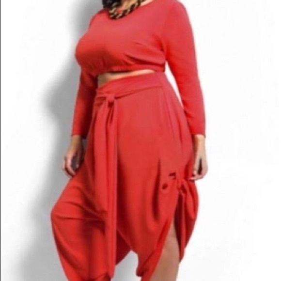 Winter Sale❄️ Fierce Crop Top Pants Set - Picture 2 of 7